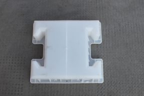 塑料連鎖磚模具的重量是決定它質(zhì)量好壞的主要因素嗎？